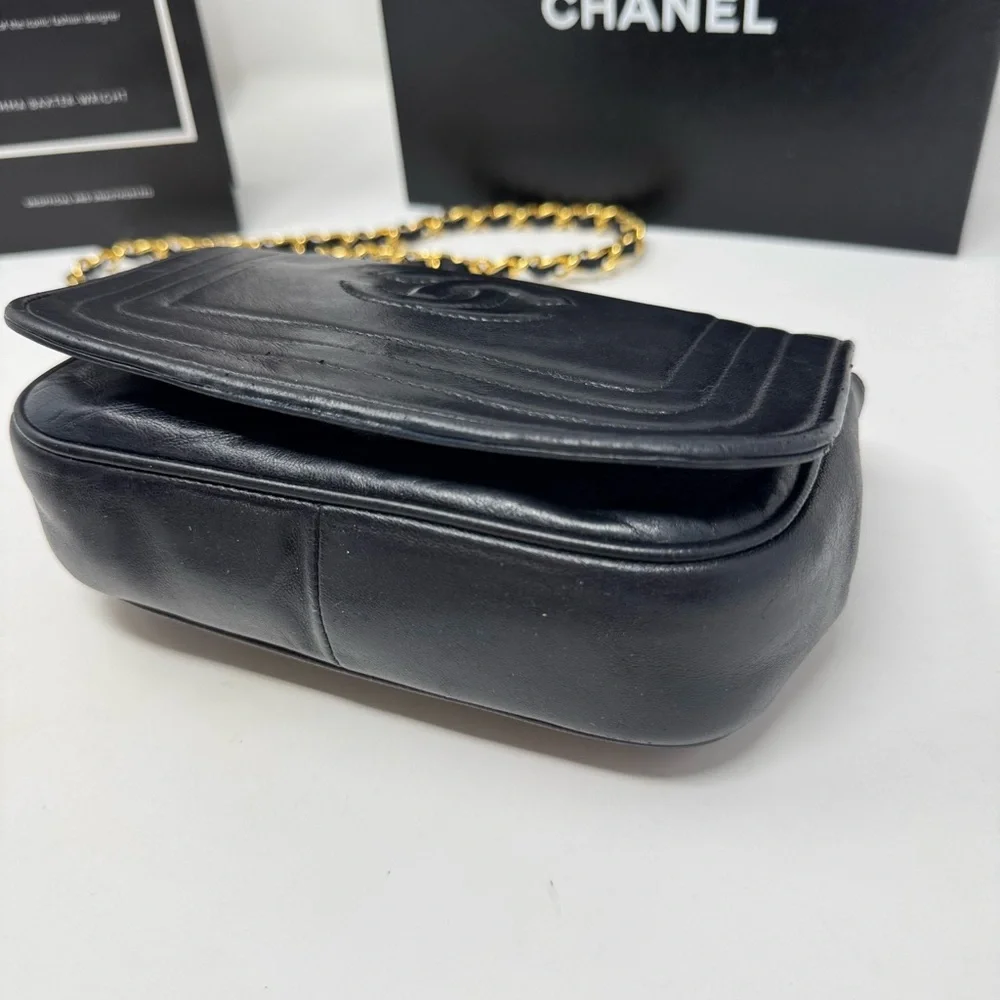 Chanel Timeless CC Lambskin 24k gold-plated Chain Bag - Picture 4 of 8